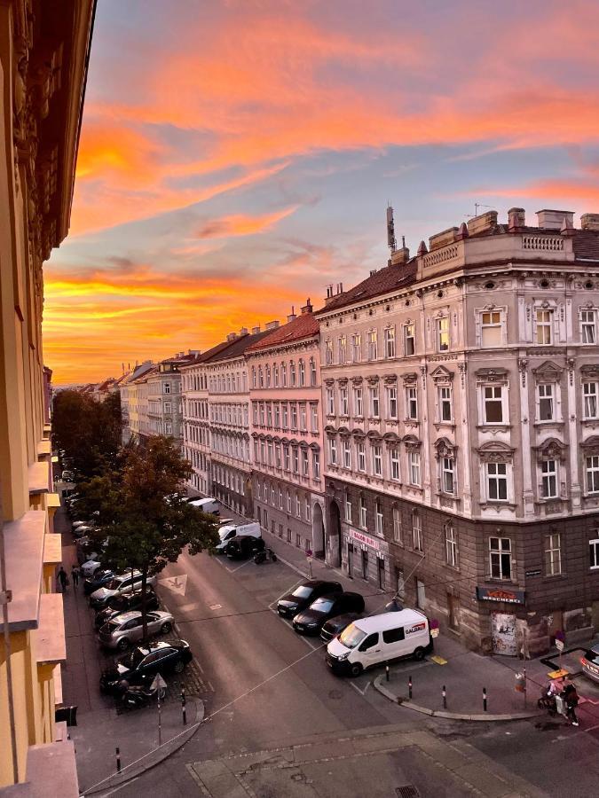 Trendy Apartment Near Schloss Schonbrunn Wien Exteriör bild